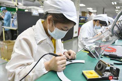 東莞企業全面發力，手機軟件產業掀起生產熱潮